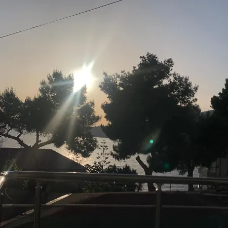 Gledio *